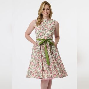 NWT Unique Vintage 1950s Retro Floral Swing Dress With Pockets Sz. 16 /1X